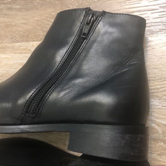 TOPSHOP Black Fringe Leather Ankle Booties block heel zipper round toe 37/6.5 - Picture 7 of 16